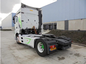 Tractor unit Mercedes-Benz Actros 1842 LS EUR6: picture 5
