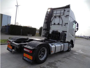 Tractor unit Volvo FH 420 MEGA: picture 5