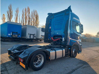 Tractor unit Ford F-Max 1850 LL: picture 4