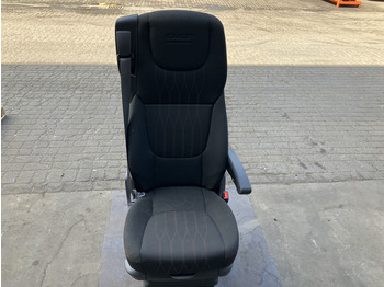 Seat DAF XF 106