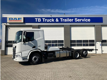 Cab chassis truck DAF XD 450