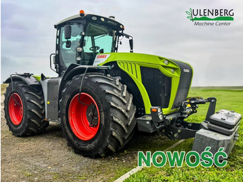 Farm tractor CLAAS Xerion 5000