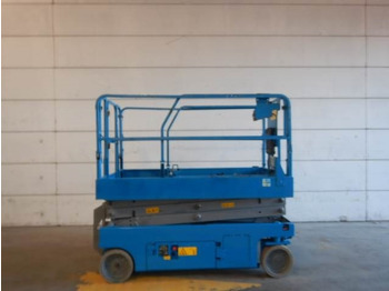 Scissor lift GENIE