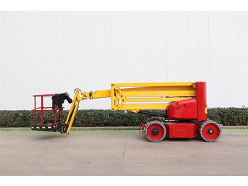 Articulated boom NIFTYLIFT