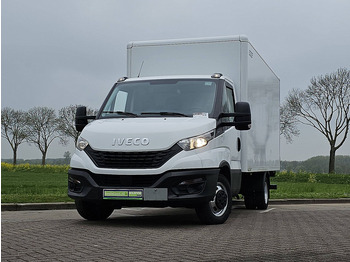 Closed box van IVECO Daily 35c16