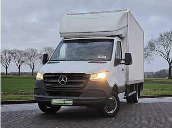 Closed box van MERCEDES-BENZ Sprinter 514