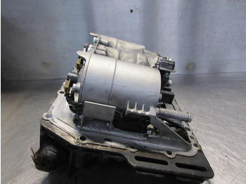 Clutch and parts for Truck MAN 81.32690-6024//81.32690-6042 MEGANIES ODERPLAAT MAN MODEL 2018: picture 2