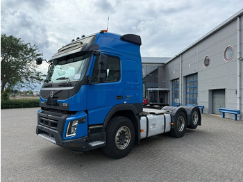 Tractor unit VOLVO FMX 500