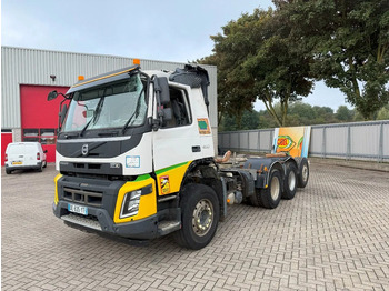 Cab chassis truck VOLVO FMX 450