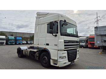 Tractor unit DAF XF 105 460