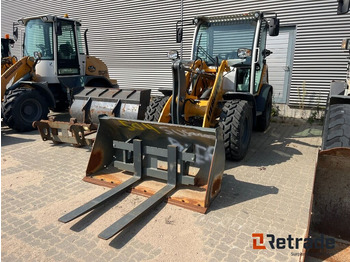 Wheel loader LIEBHERR L 504