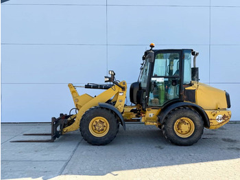 Wheel loader CATERPILLAR 906H