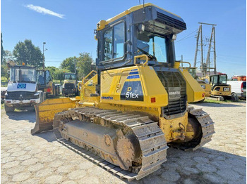Bulldozer Komatsu D51EX-22: picture 2 Bulldozer Komatsu D51EX-22: picture 2