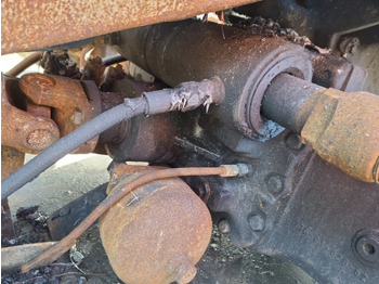 Front axle VALTRA