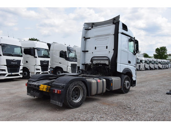 Tractor unit Mercedes-Benz Actros 5 1845 BigSpace: picture 4