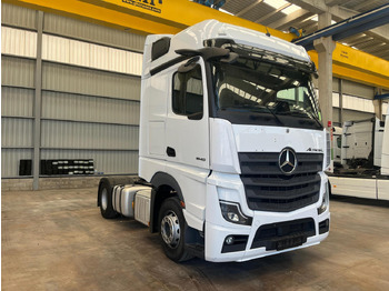 Tractor unit Mercedes-Benz Actros 5 1845 BigSpace: picture 2