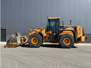 Wheel loader HYUNDAI