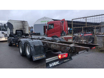 Volvo FH13 6x2 alusta, manuaalivaihteisto leasing Volvo FH13 6x2 alusta, manuaalivaihteisto: picture 4 Volvo FH13 6x2 alusta, manuaalivaihteisto leasing Volvo FH13 6x2 alusta, manuaalivaihteisto: picture 4