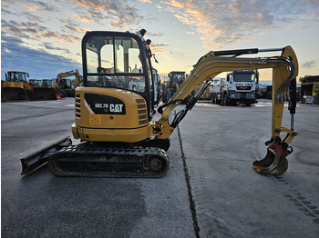 Mini excavator CATERPILLAR 302.7DCR: picture 4