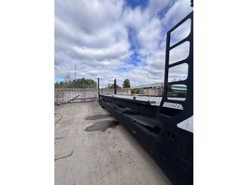 Autotransporter semi-trailer