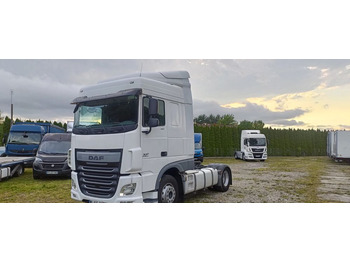 Tractor unit DAF XF 460