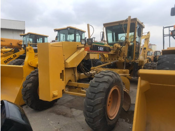 Grader CATERPILLAR 140K