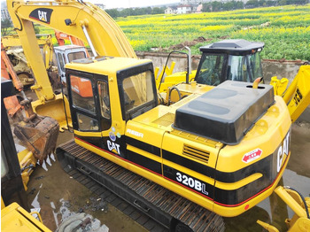 Crawler excavator CATERPILLAR 320B