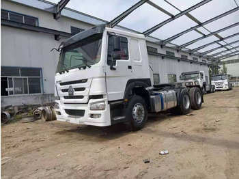 Tractor unit SINOTRUK HOWO