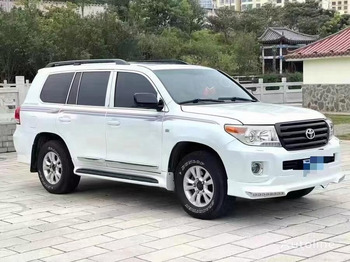 SUV TOYOTA Land Cruiser
