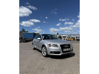 Hatchback AUDI