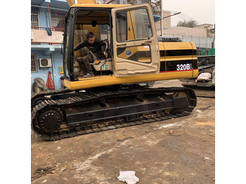 Crawler excavator