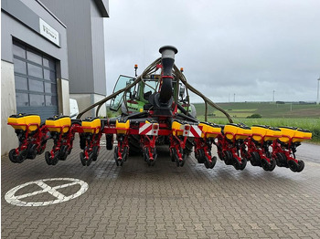 Precision sowing machine