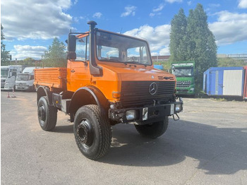 Dropside/ Flatbed truck UNIMOG