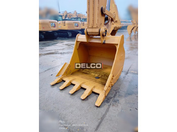 New Crawler excavator CATERPILLAR 330GC: picture 3