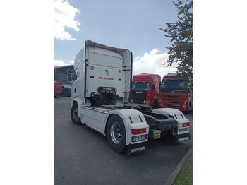 Tractor unit SCANIA R490LA4X2NB: picture 3