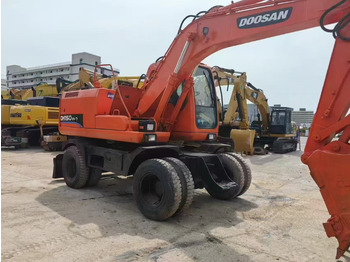 Wheel excavator DOOSAN DX150