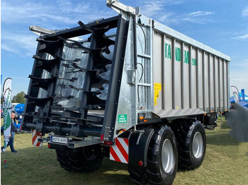 Manure spreader