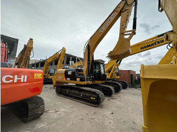 Crawler excavator CATERPILLAR 320D2