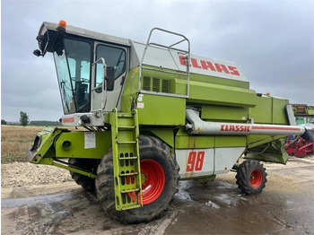 Harvester attachment CLAAS Dominator