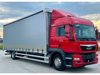 Curtainsider truck MAN TGM 18.290