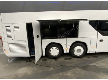Interior photo 1: Double-decker bus Neoplan Skyliner L