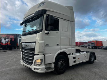 Tractor unit DAF XF 460