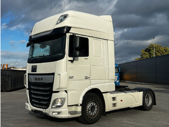 Tractor unit DAF XF 460