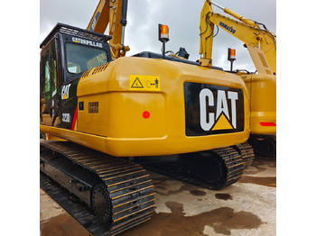 Crawler excavator CATERPILLAR 323D