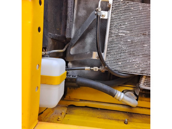 Crawler excavator Komatsu PC 200-8: picture 5