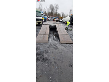 Low loader trailer Goldhofer TU-L 3-24/80 Tieflader 10.00 m Ladefläche: picture 3 Low loader trailer Goldhofer TU-L 3-24/80 Tieflader 10.00 m Ladefläche: picture 3