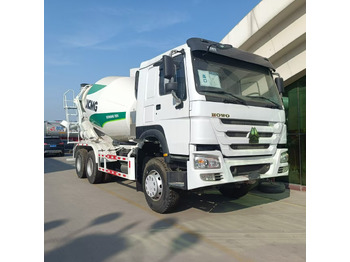 Concrete mixer truck SINOTRUK HOWO