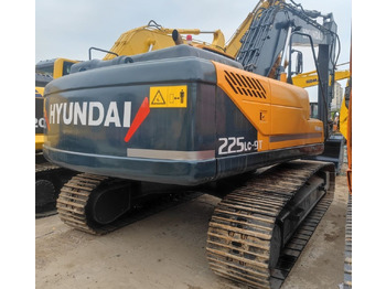 Crawler excavator HYUNDAI