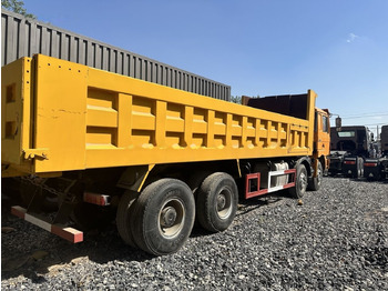 Tipper Shacman F3000: picture 4
