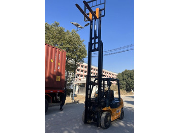 Toyota FD30 leasing Toyota FD30: picture 2